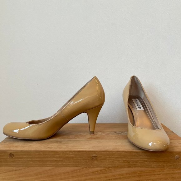 Steve Madden Nude Patent Leather Heels - Size 6 - Picture 1 of 5